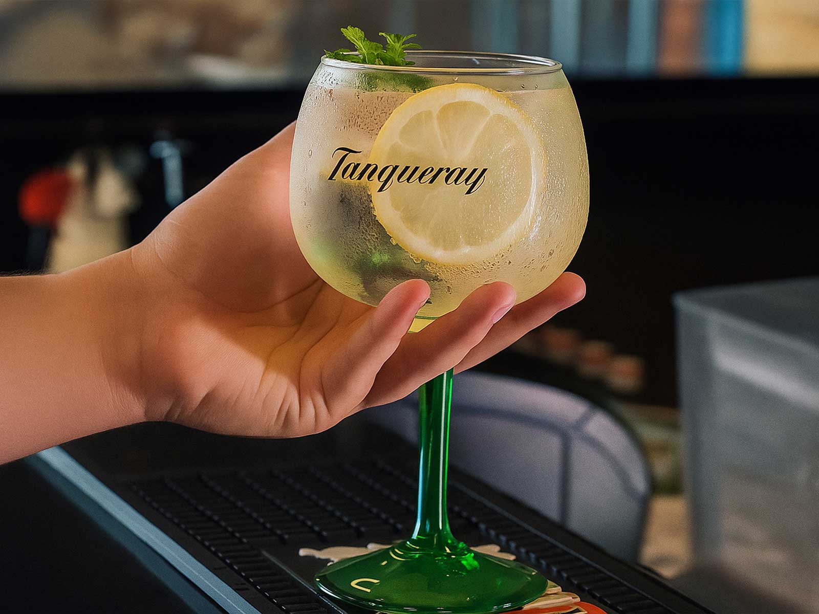 gin-tanqueray-manaus-la-parrilla